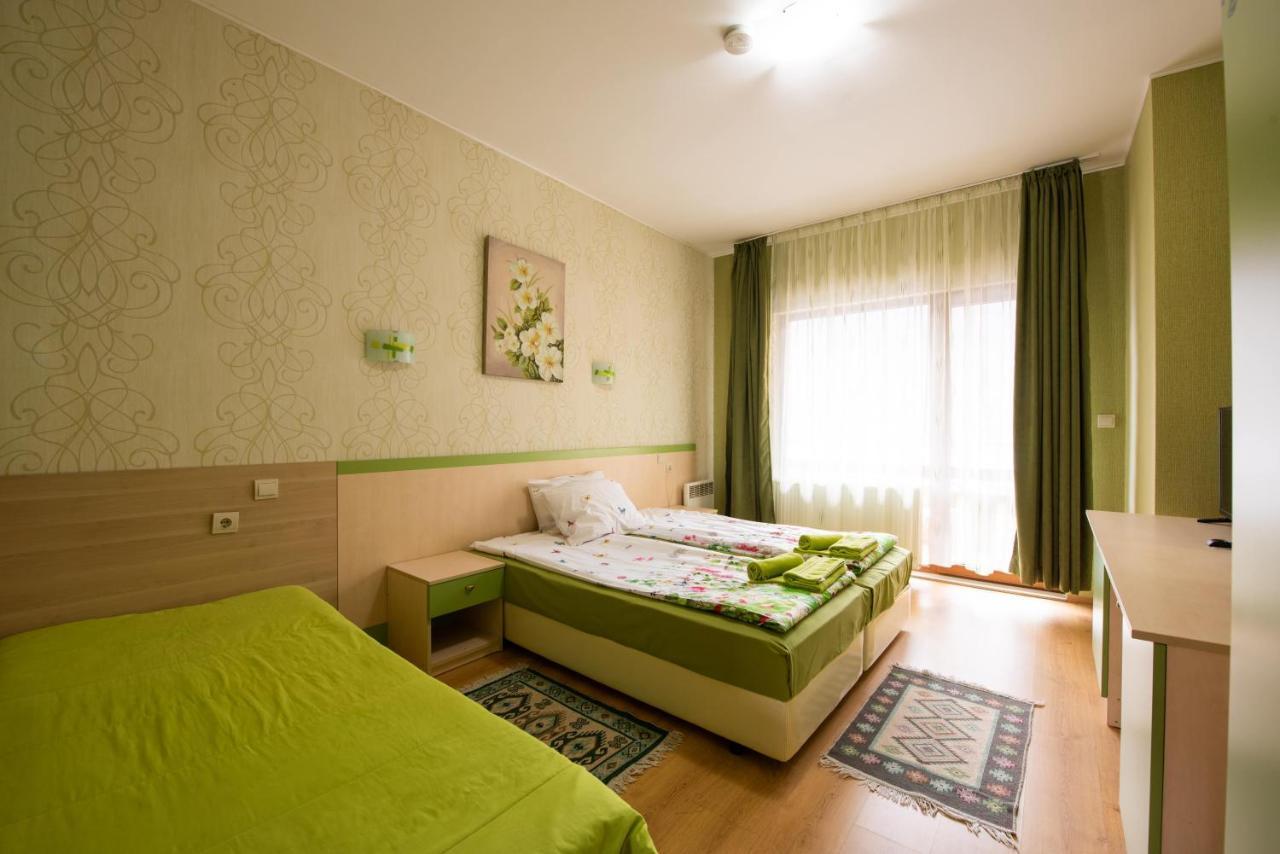 Family Hotel Enica Teteven Extérieur photo